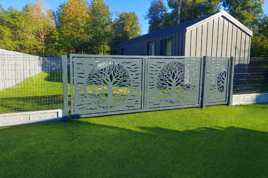 Produkcja i montaż ogrodzeń betonowych i metalowych Jar-Bet